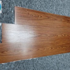 Kho sàn nhựa giả gỗ dán keo tại Thuận An - Bình Dương