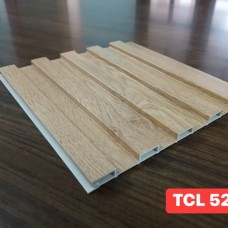 Tấm ốp lam sóng nhựa giả gỗ tại Tân Uyên