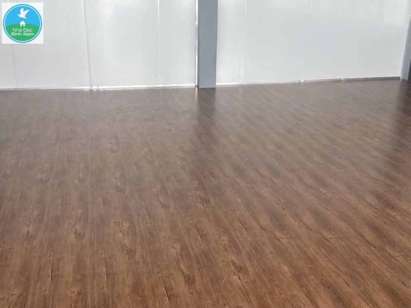 Sàn chịu lực màu nâu thông đậm