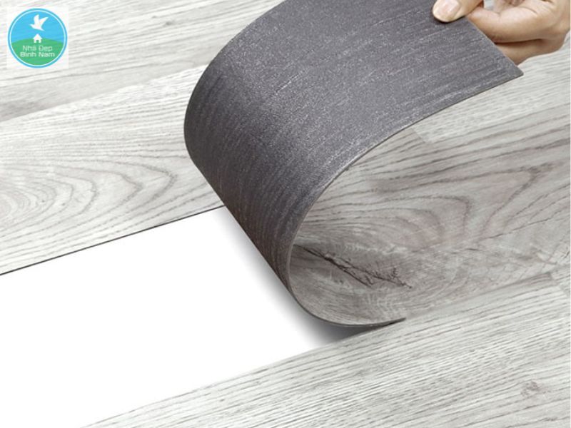 Thi công sàn keo sẵn đơn giản và nhanh chóng