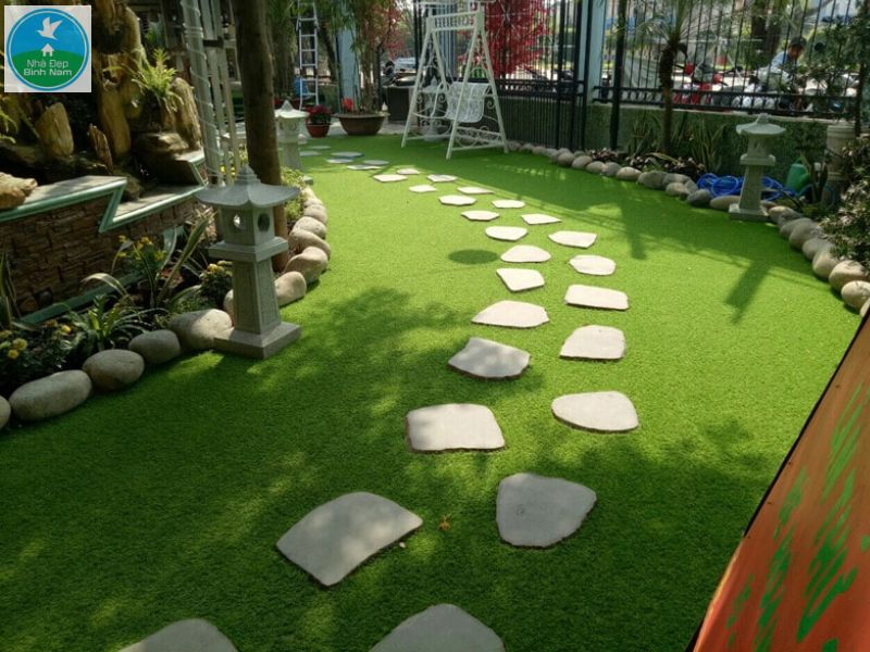 Thảm cỏ ứng dụng linh hoạt trong nhiều khu vực