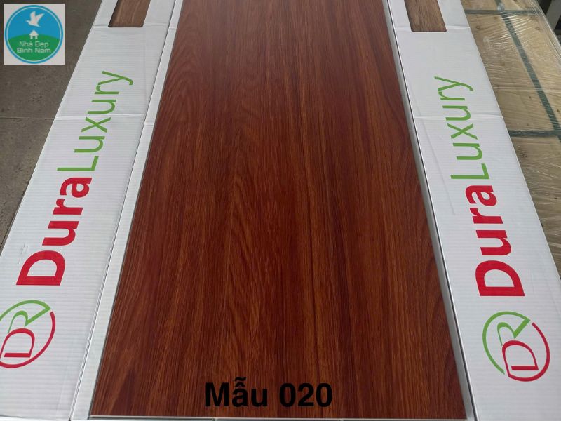 Sàn nhựa hèm khóa đế cao su Sàn nhựa hèm khóa đế cao su
