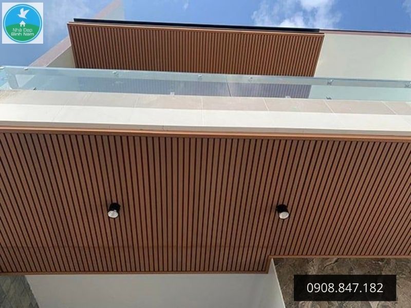 Lam sóng gỗ nhựa ốp mái hiên 
