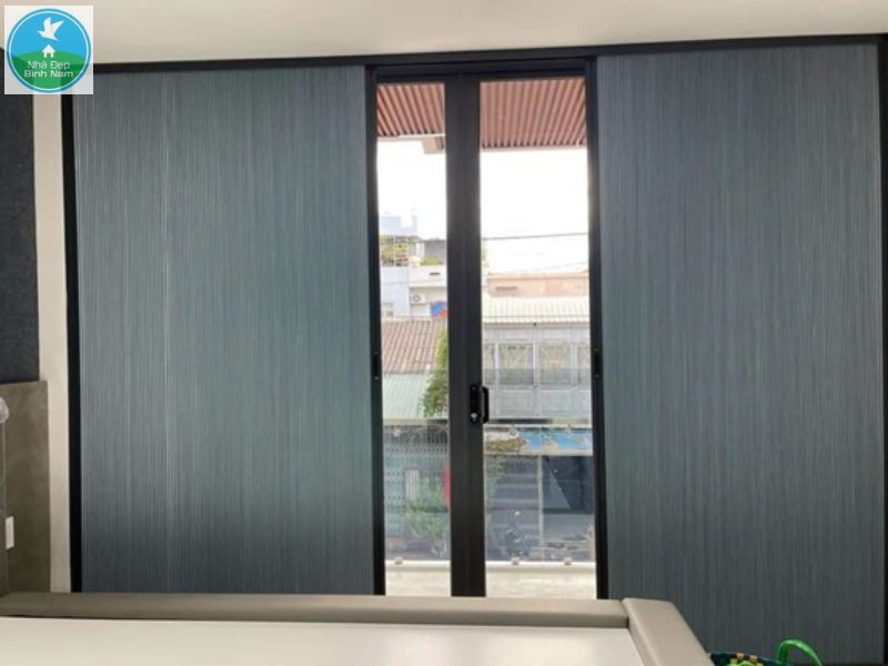 Vách rèm ngăn tổ ong