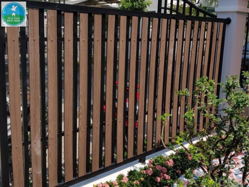 Thanh đa năng ngoài trời làm hàng rào