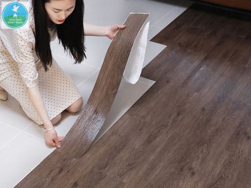 Thi công sàn keo sẵn đơn giản và nhanh chóng Thi công sàn keo sẵn đơn giản và nhanh chóng
