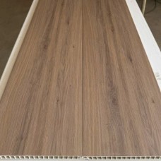 Cửa hàng bán sàn chịu lực giá rẻ tại Tân Bình