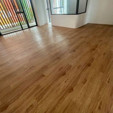 Thi công sàn nhựa hèm khóa uy tín tại Dĩ An